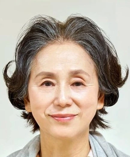 Asaka Mayumi