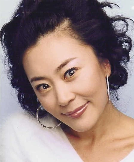 Kwon Yi Ji
