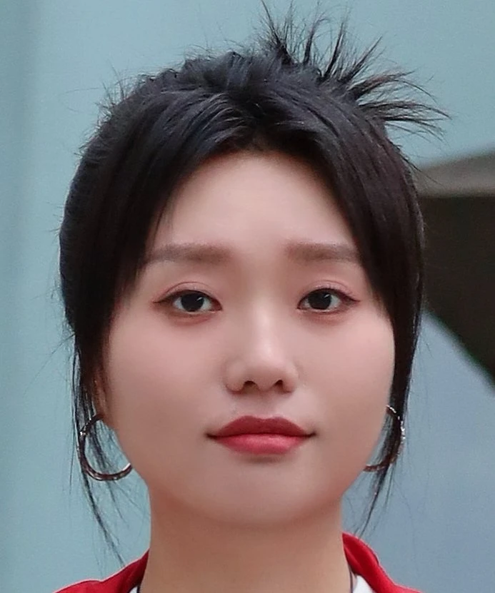 Li Xue Qin