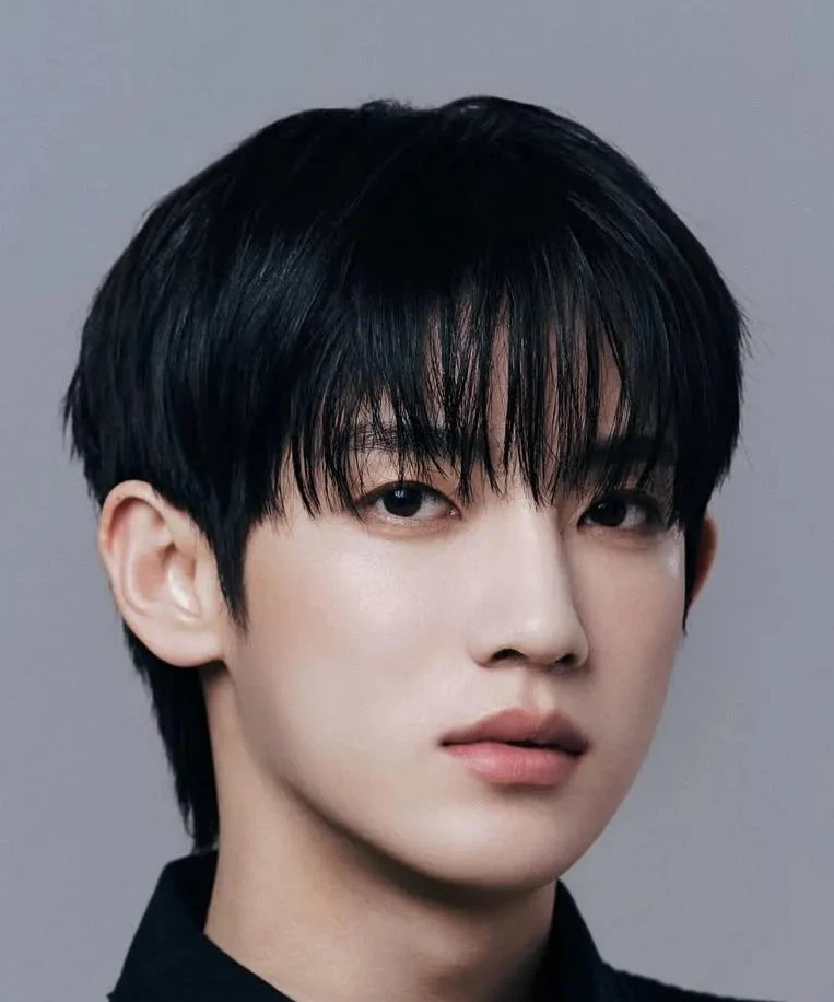 Park Si Woo