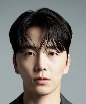 Lee Hyun Jin