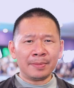 Ma-Deaw Chookiat Sakveerakul
