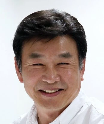 Gil Yong Woo